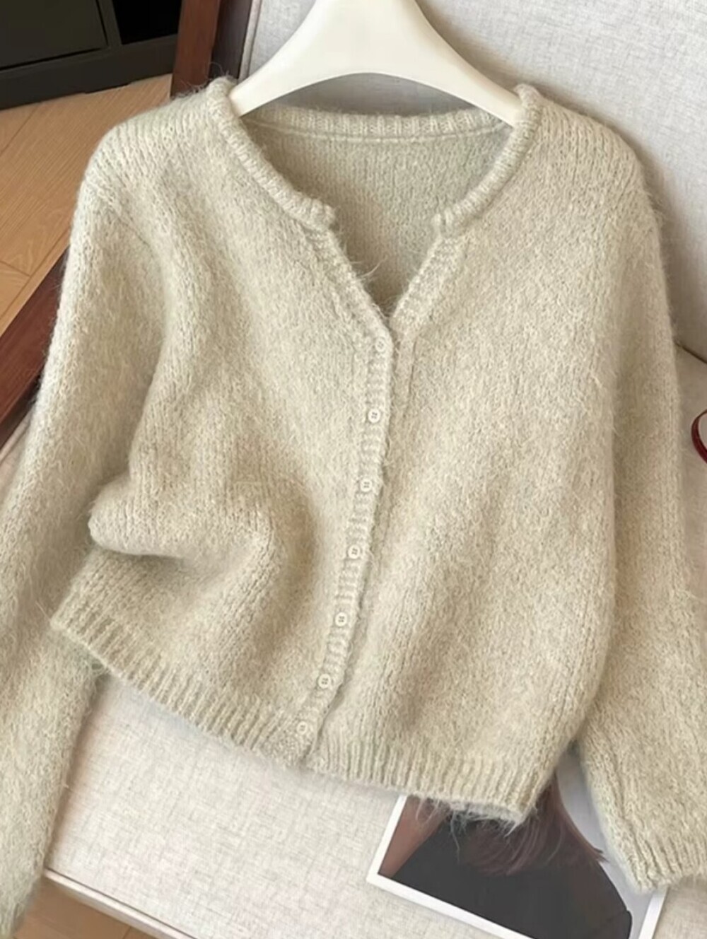 Women Beige Cardigan Cozy Sweater Harajuku Vintage Korean Y2k Long Sleeves V-Nec